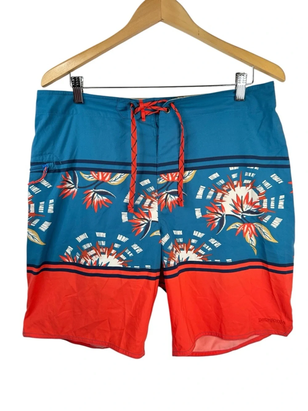 Patagonia Stretch Planing Board Shorts Blue Red Floral Surf Swim 9